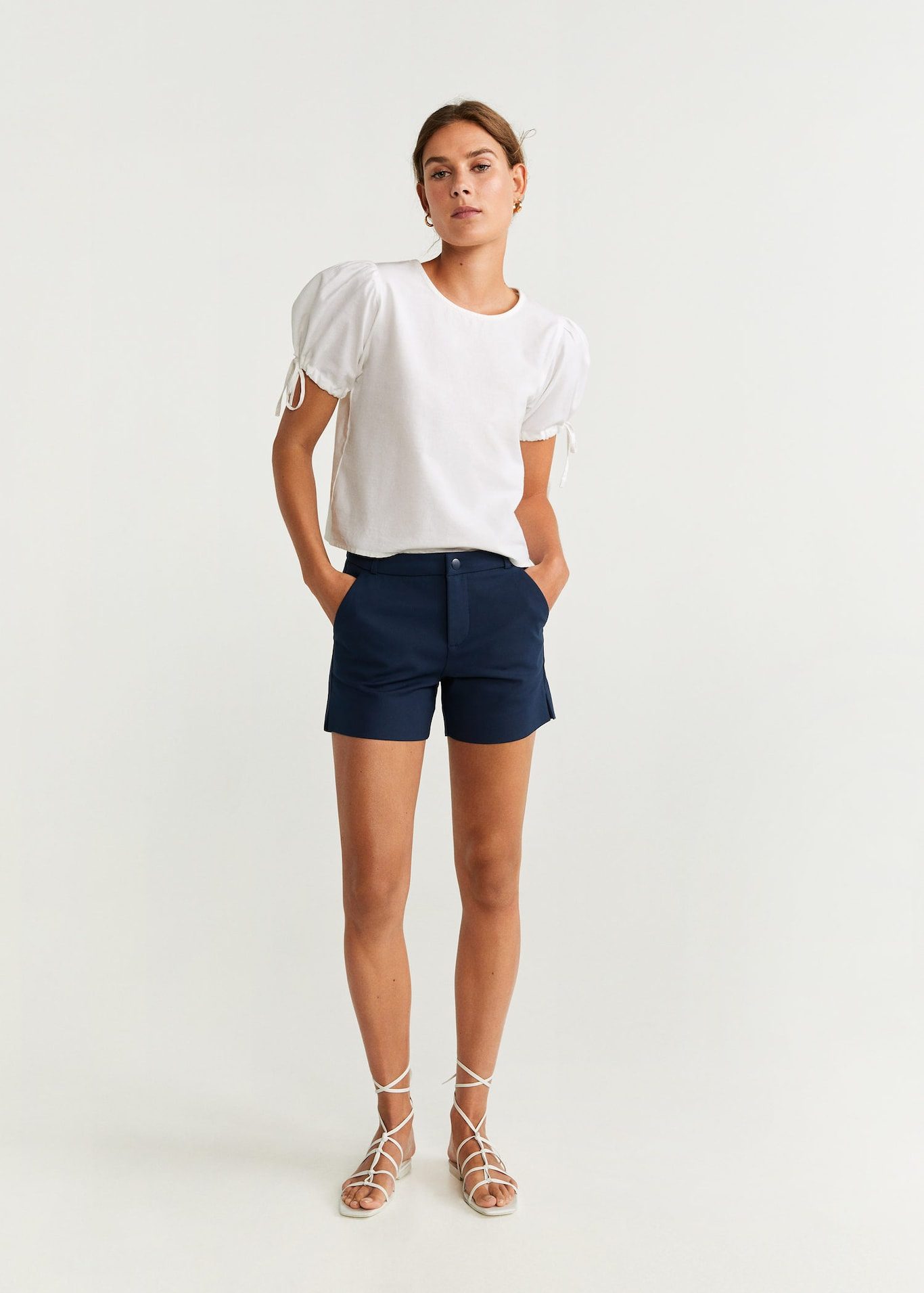 Openwork detail top